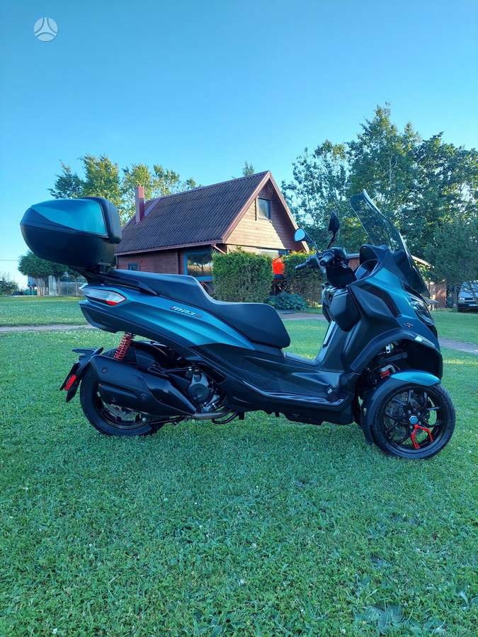 Piaggio MP3 400cc, trikes