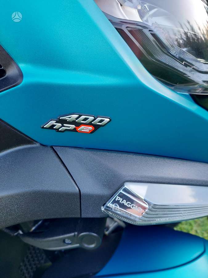 Piaggio MP3 400cc, trikes