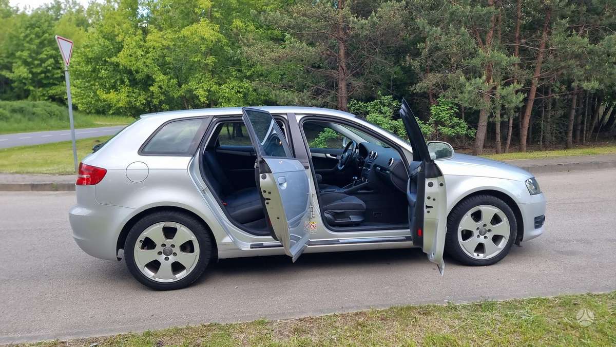 Audi A3, 1.4 l., hatchback