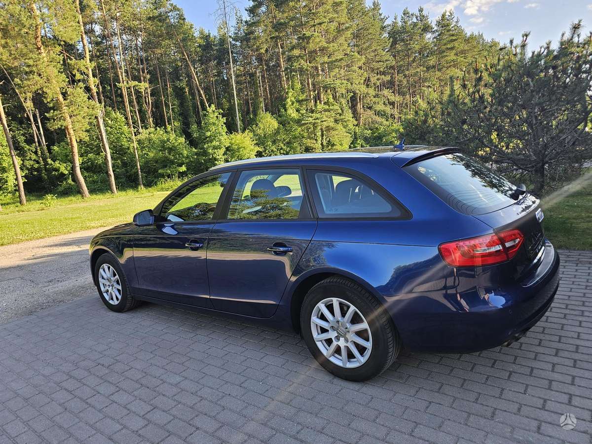 Audi A4, 2.0 l., Универсал