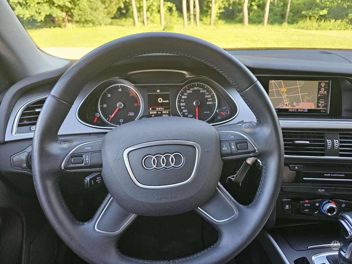 Audi A4, 2.0 l., Универсал