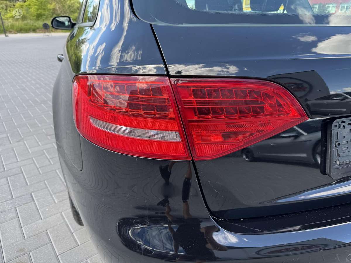 Audi A4, 2.0 l., Универсал