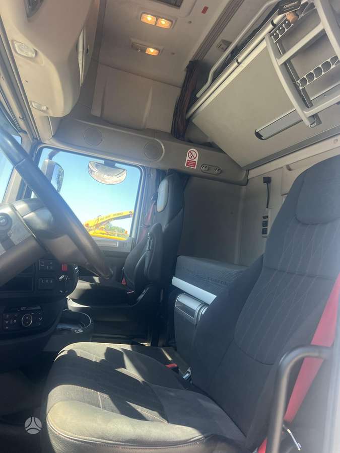 DAF XF 106 480, 2 спальных места