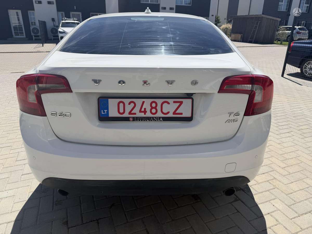 Volvo S60 - 5