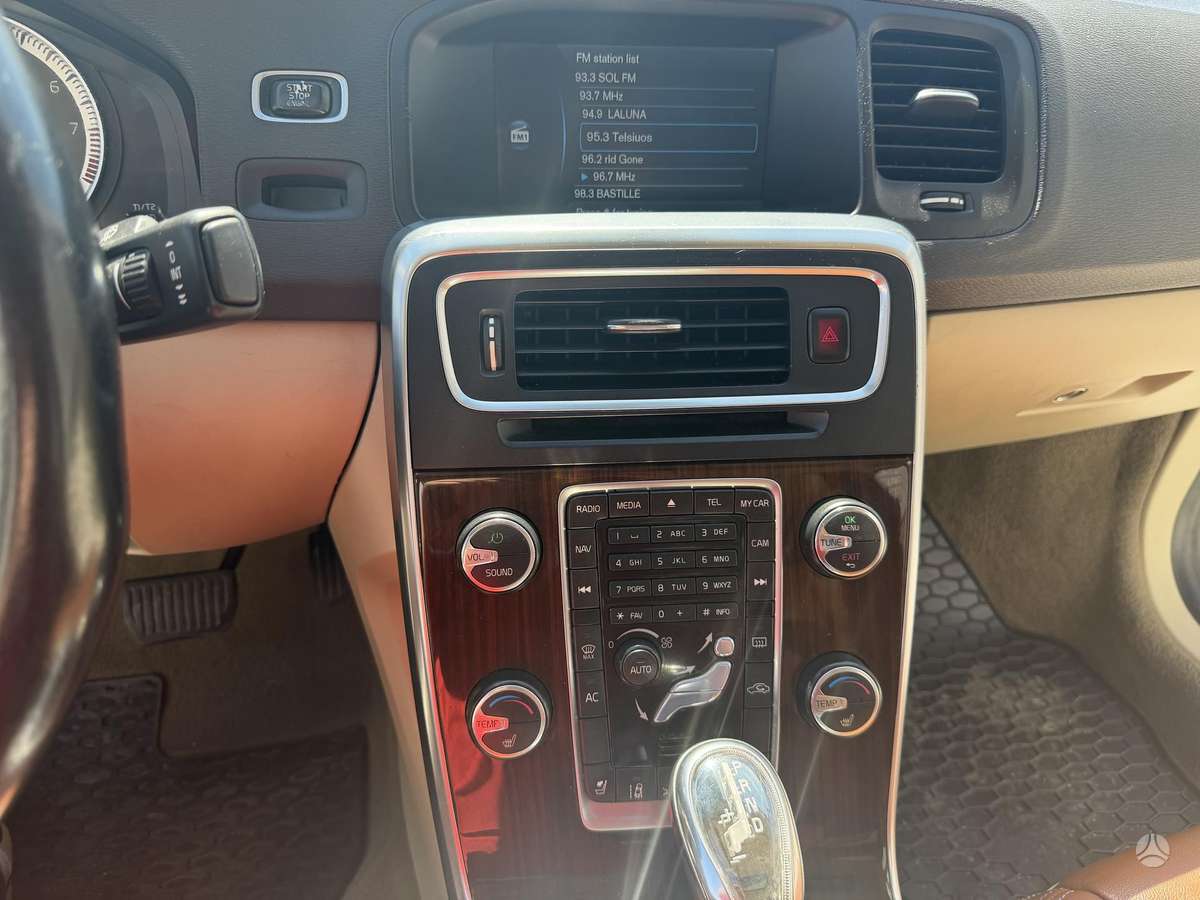 Volvo S60 - 10