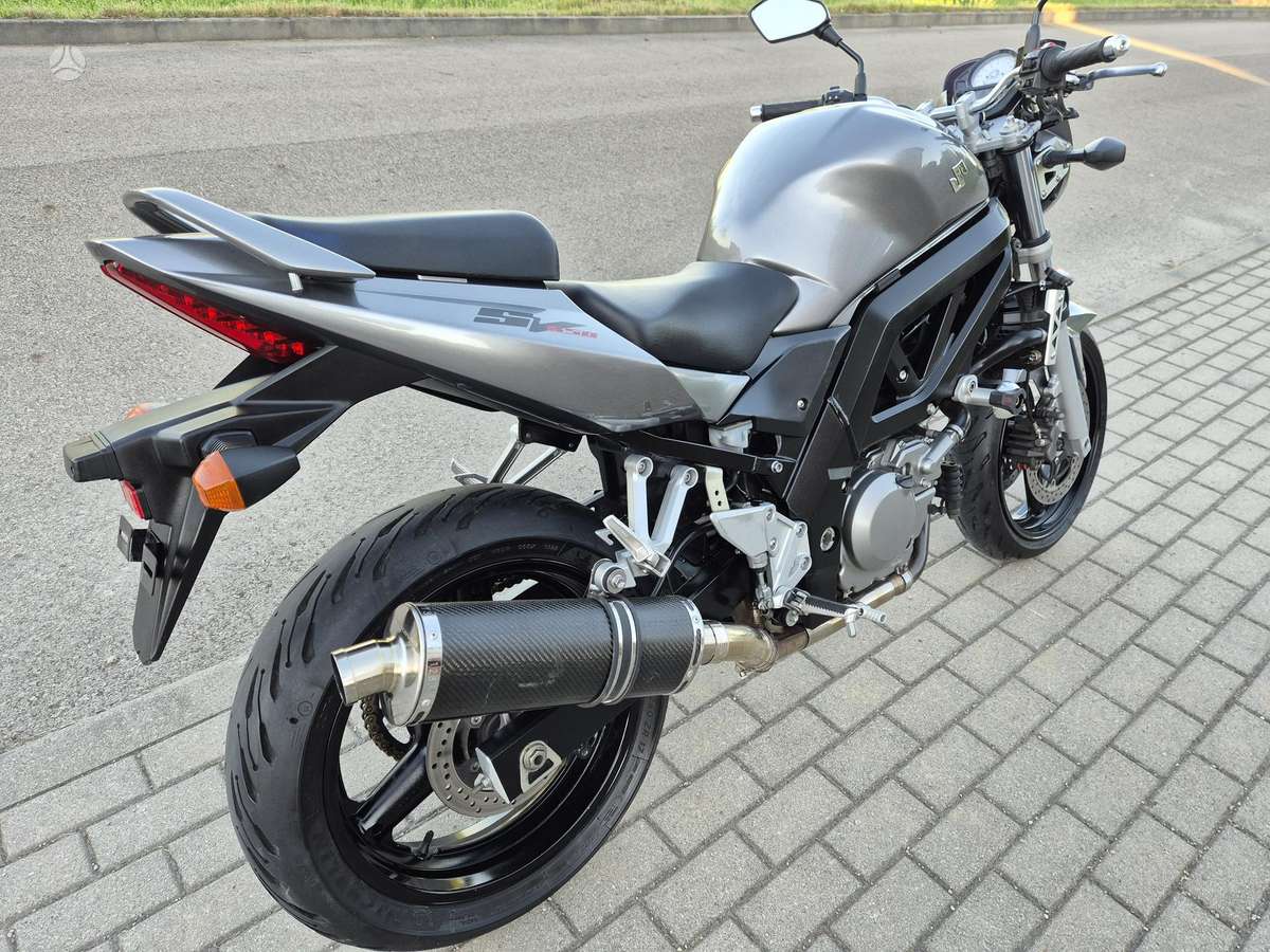 Suzuki SV 650cc, street / classic