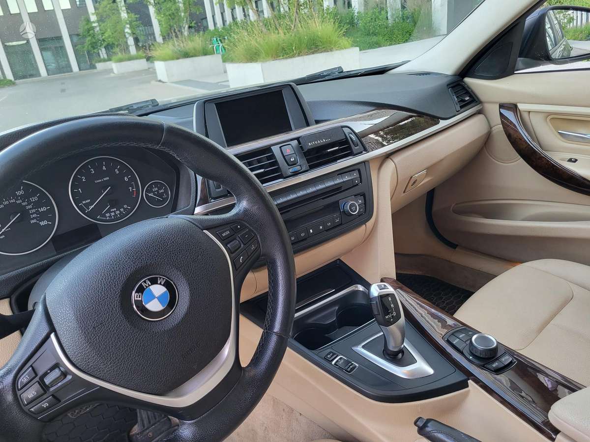 BMW 328, 2.0 l., Седан