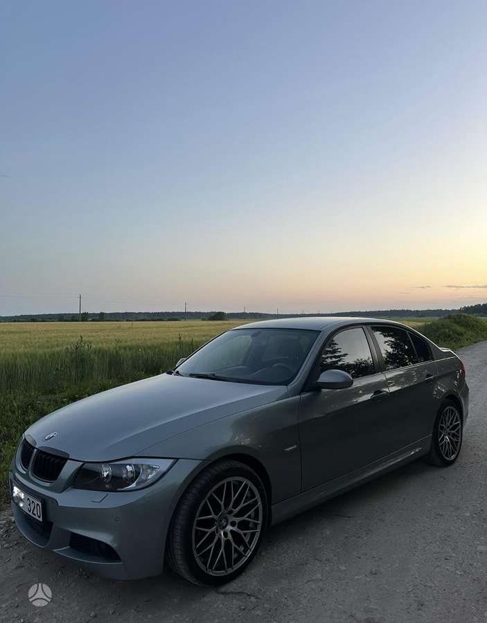 BMW 320, 2.0 l., Седан