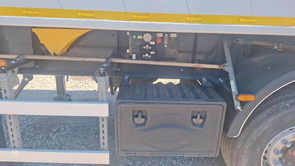 Wielton, dumper / tipper