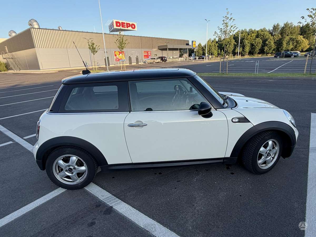 Mini Cooper, 1.6 l., Хэтчбек