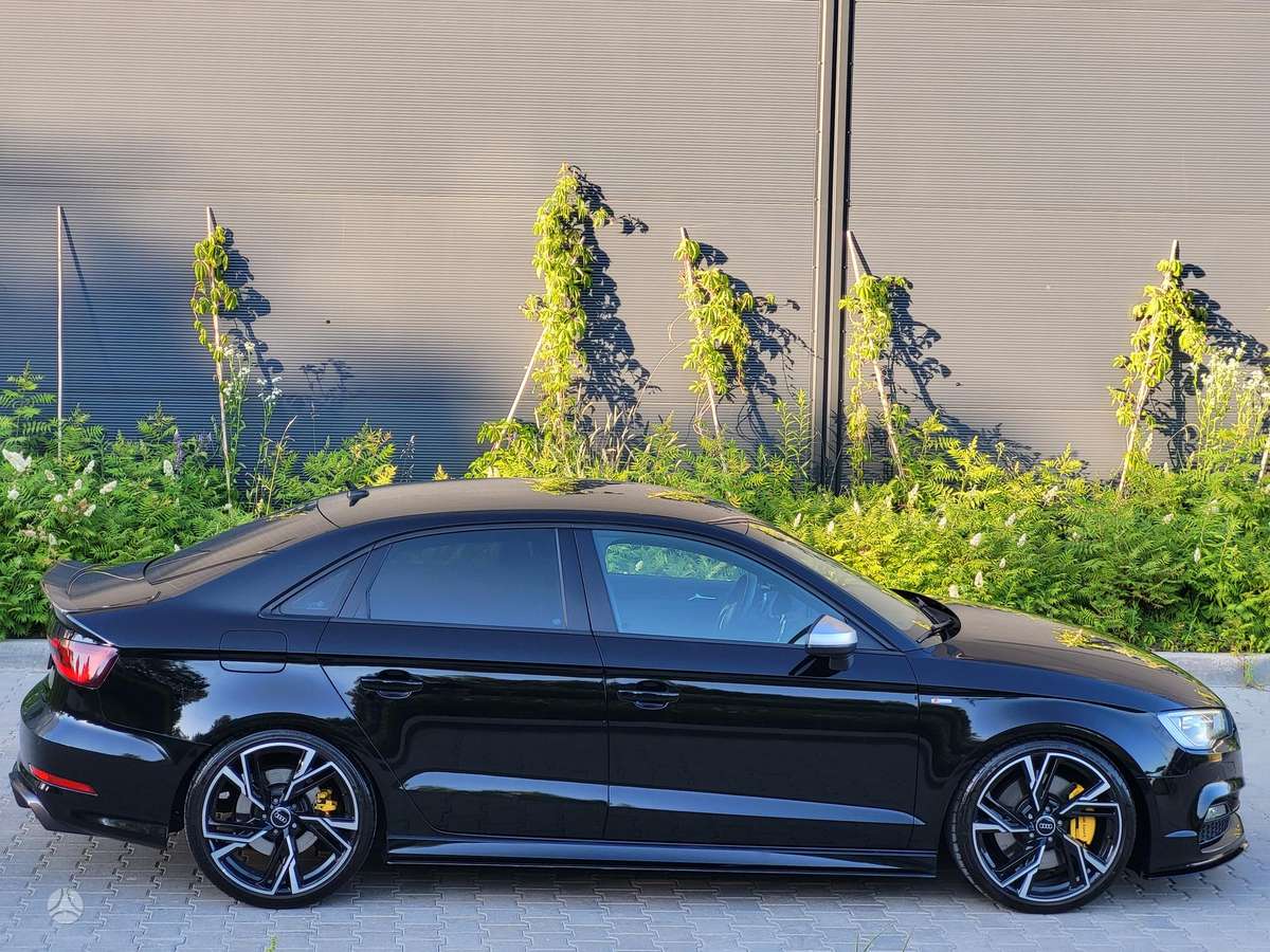 Audi A3, 2.0 l., Седан