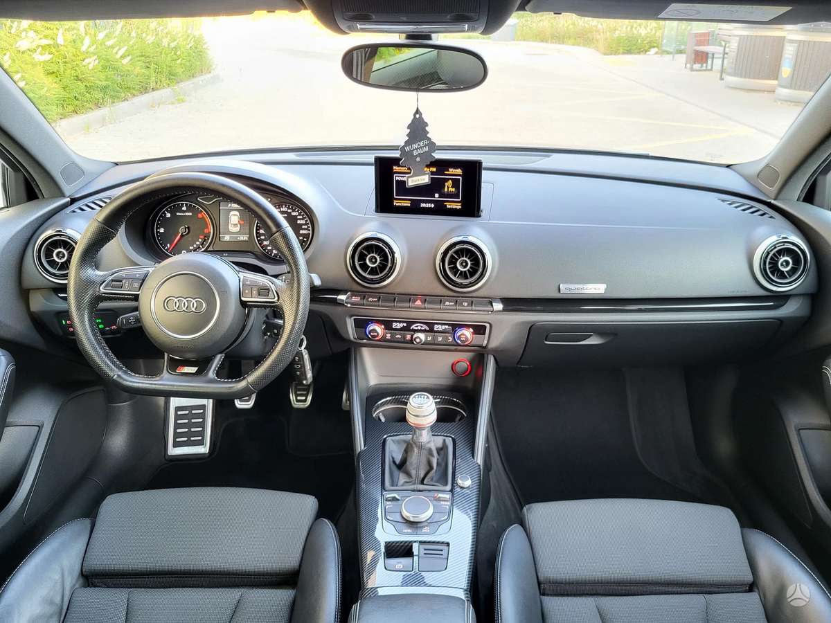 Audi A3, 2.0 l., Седан