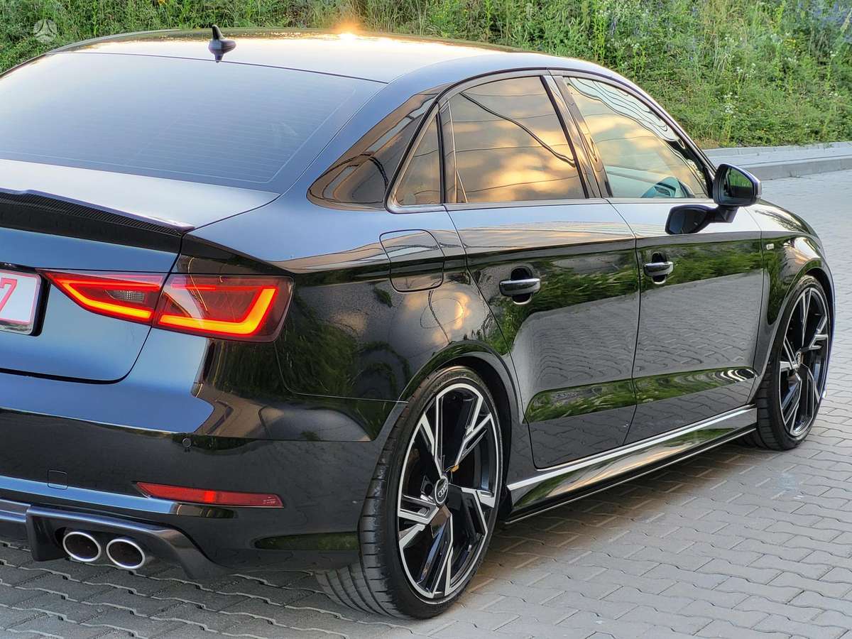 Audi A3, 2.0 l., Седан