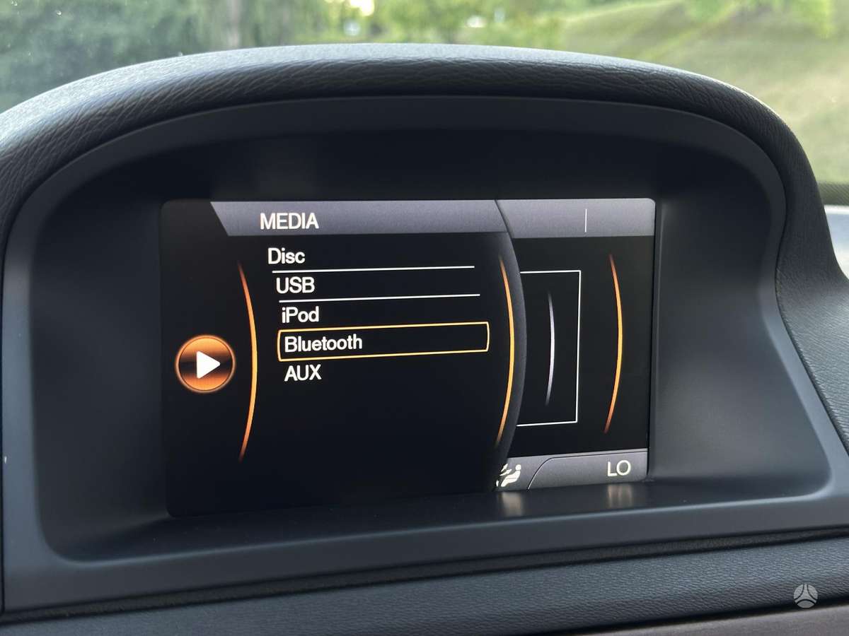 Volvo XC70, 2.4 l., universalas