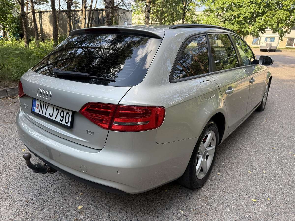 Audi A4, 2.0 l., Универсал