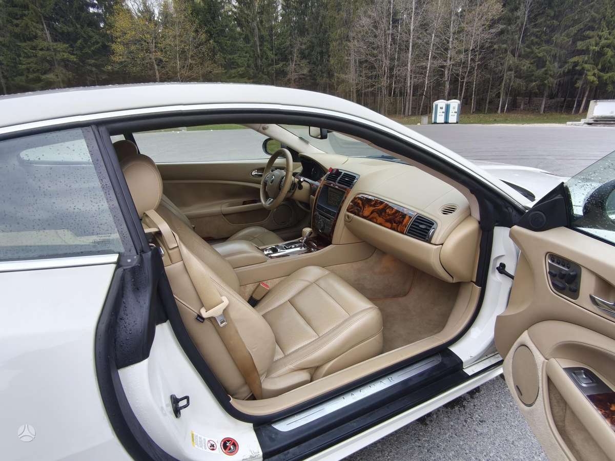 Jaguar XK, 4.2 l., coupe