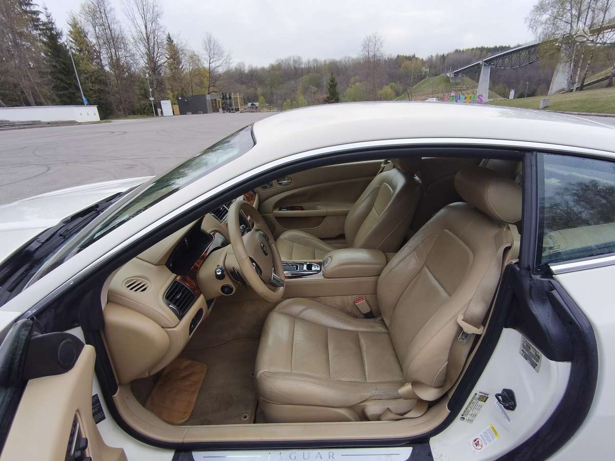 Jaguar XK, 4.2 l., coupe
