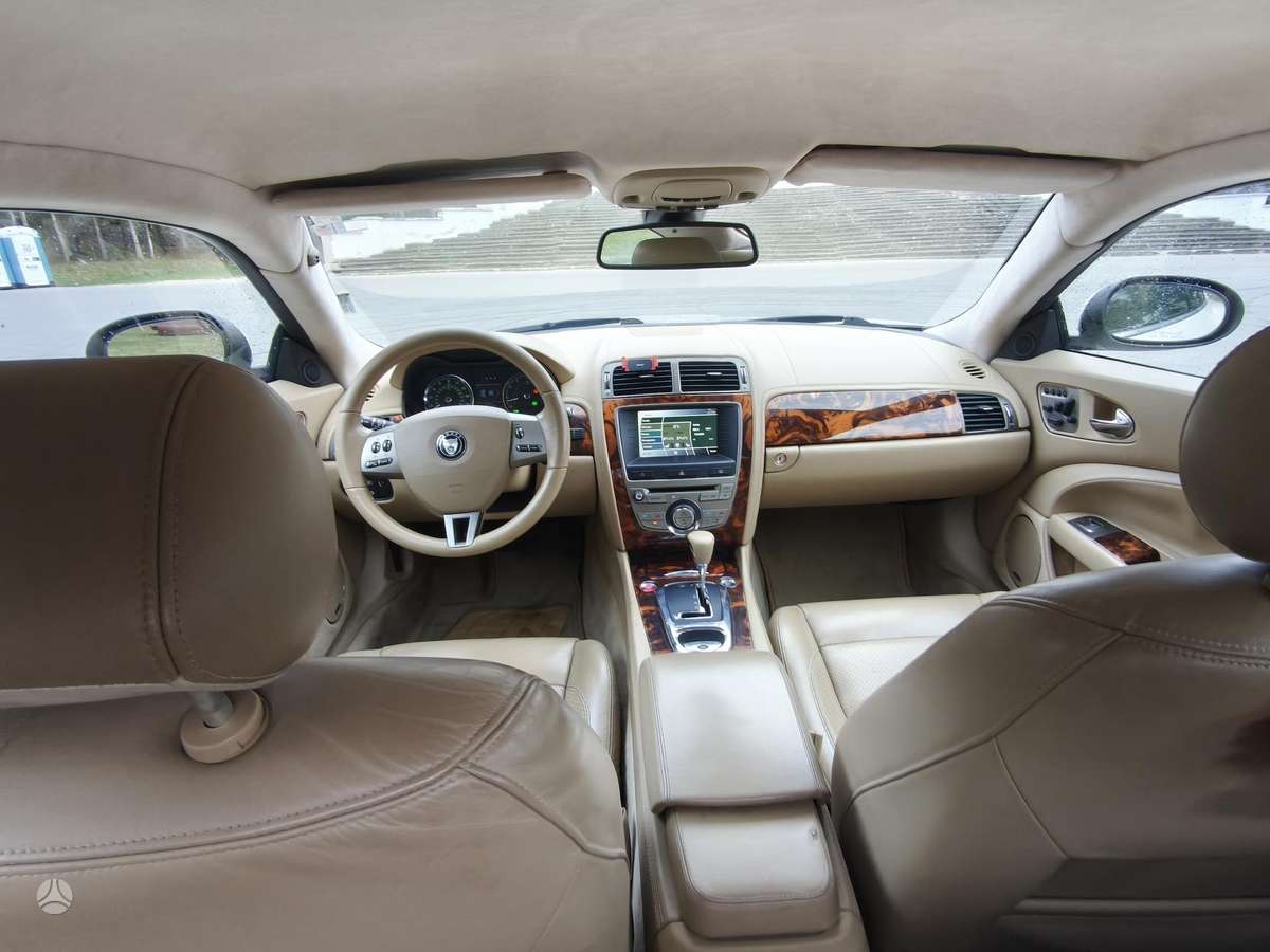 Jaguar XK, 4.2 l., coupe