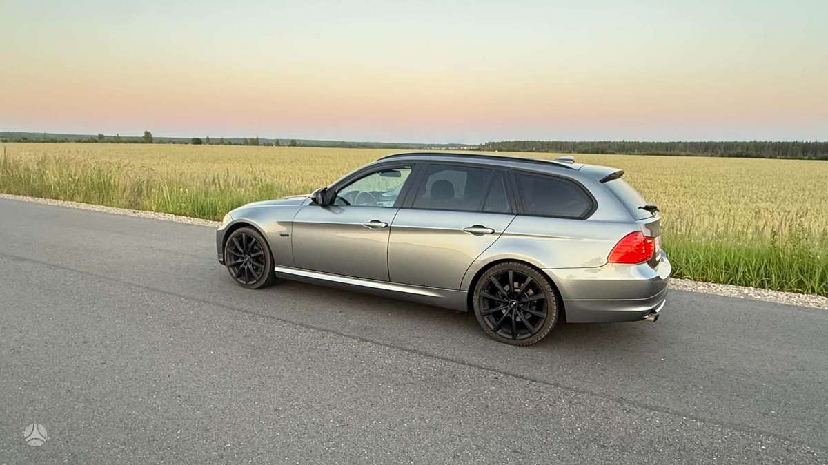 BMW 320, 2.0 l., universalas