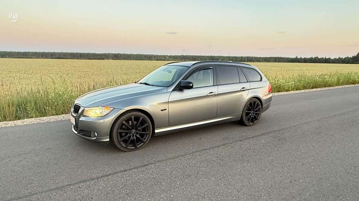 BMW 320, 2.0 l., wagon