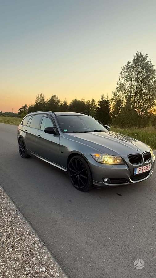 BMW 320, 2.0 l., wagon