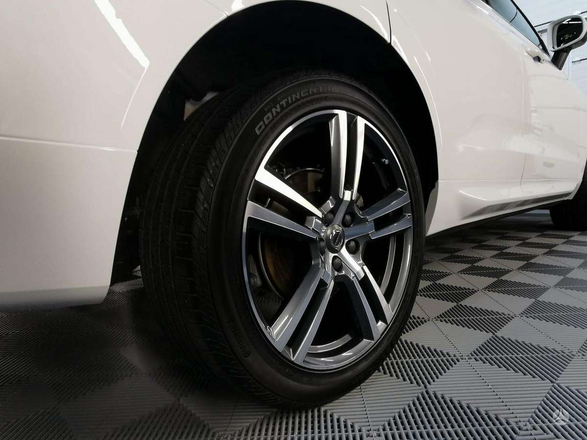 Volvo XC60 - 10