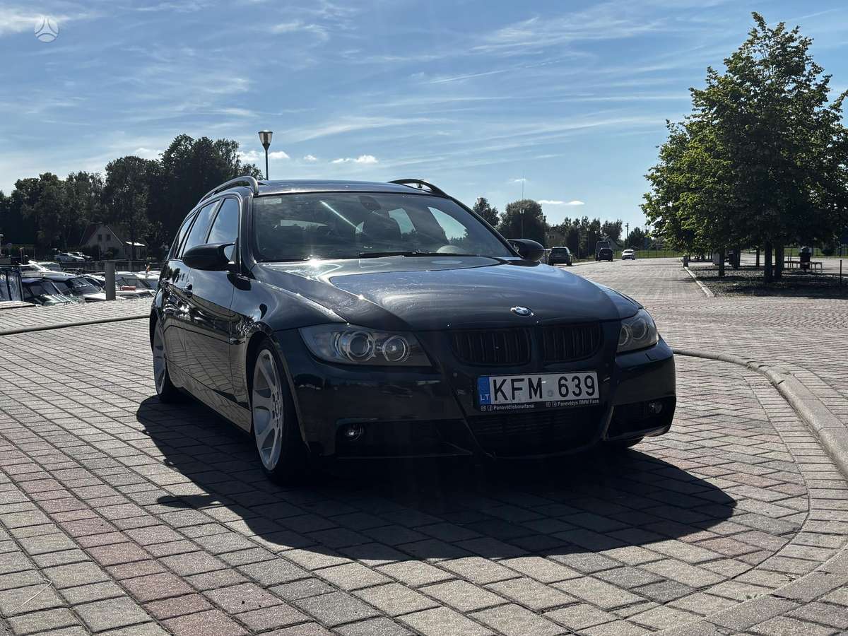 BMW 330, 3.0 l., wagon