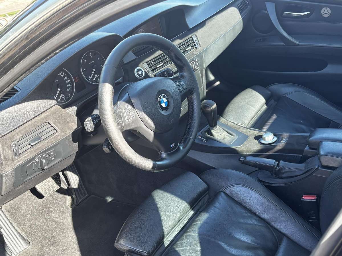 BMW 330, 3.0 l., wagon