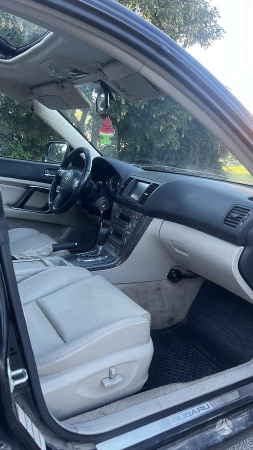 Subaru Outback, 3.0 l., universalas