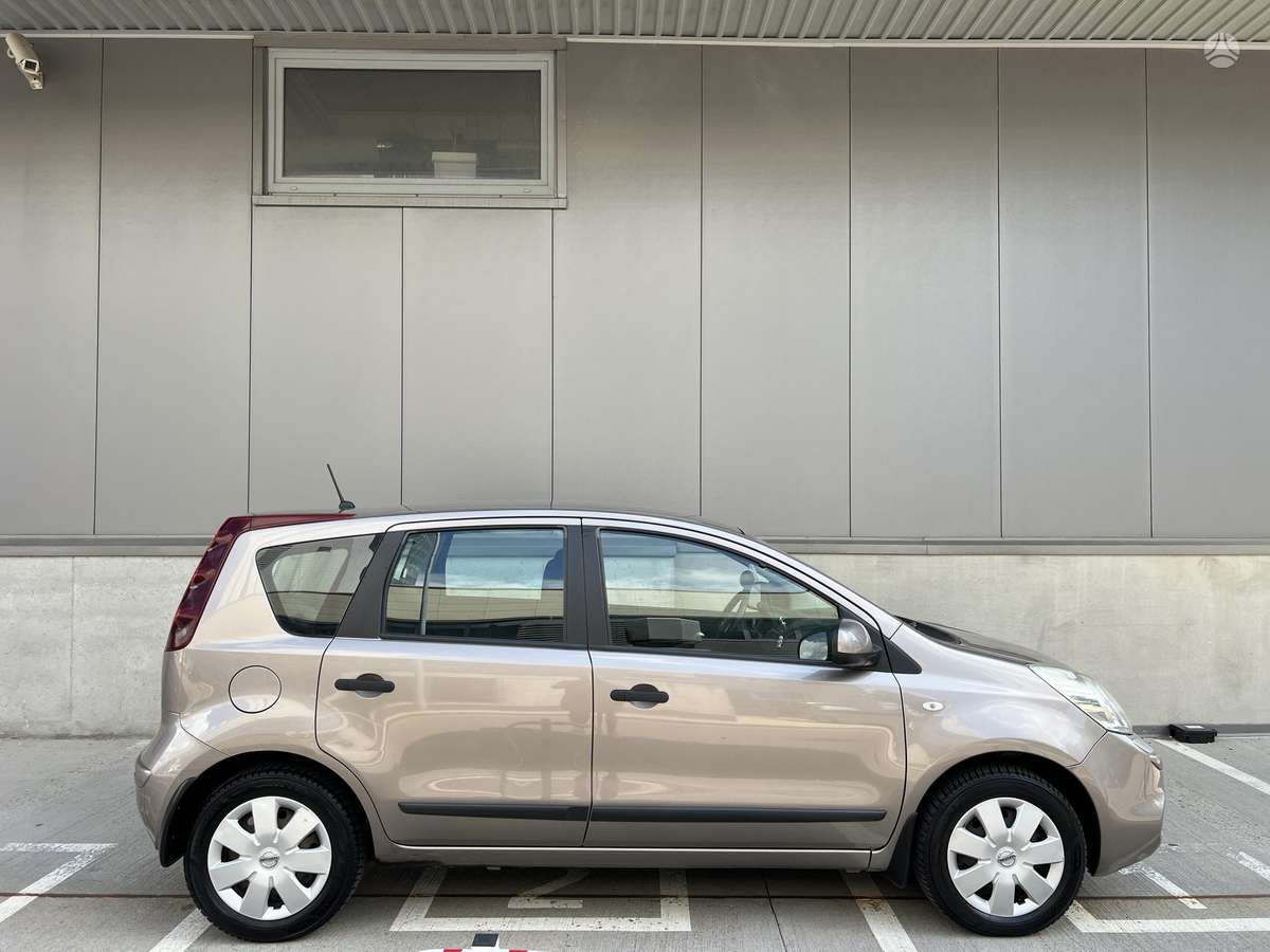 Nissan Note, 1.4 l., hatchback