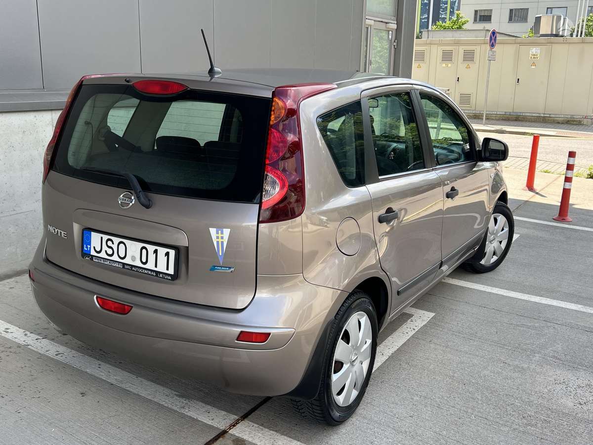 Nissan Note, 1.4 l., hatchback