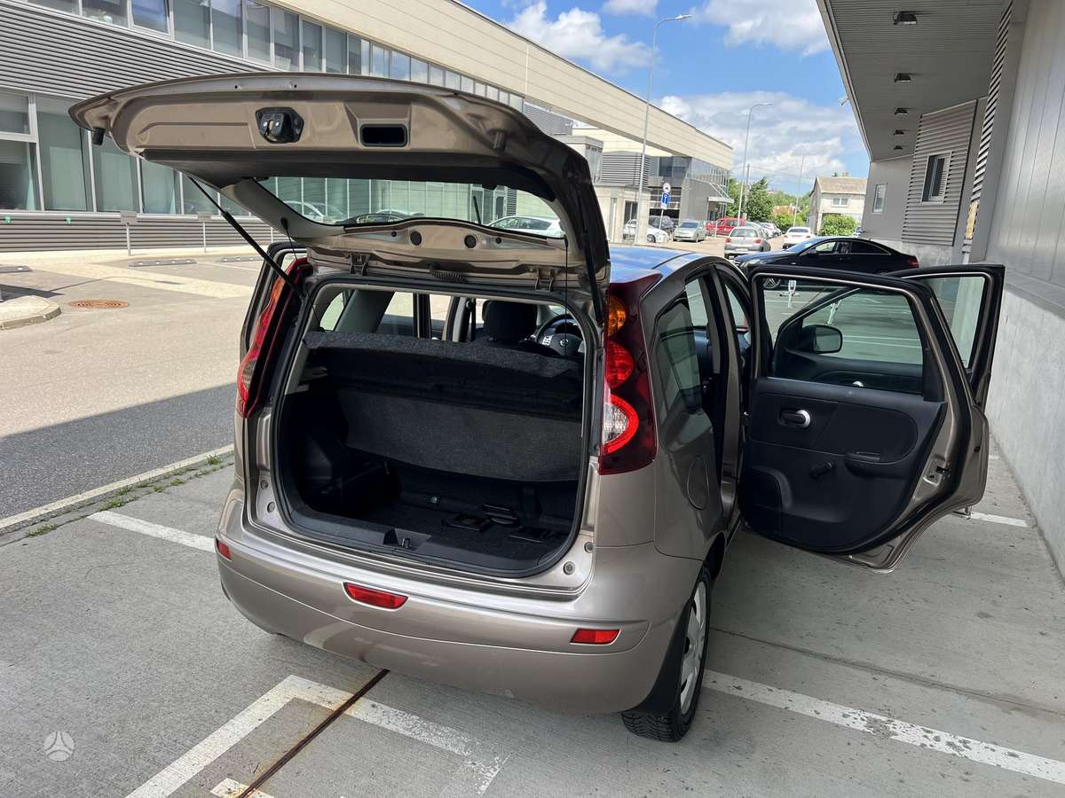 Nissan Note, 1.4 l., hatchback