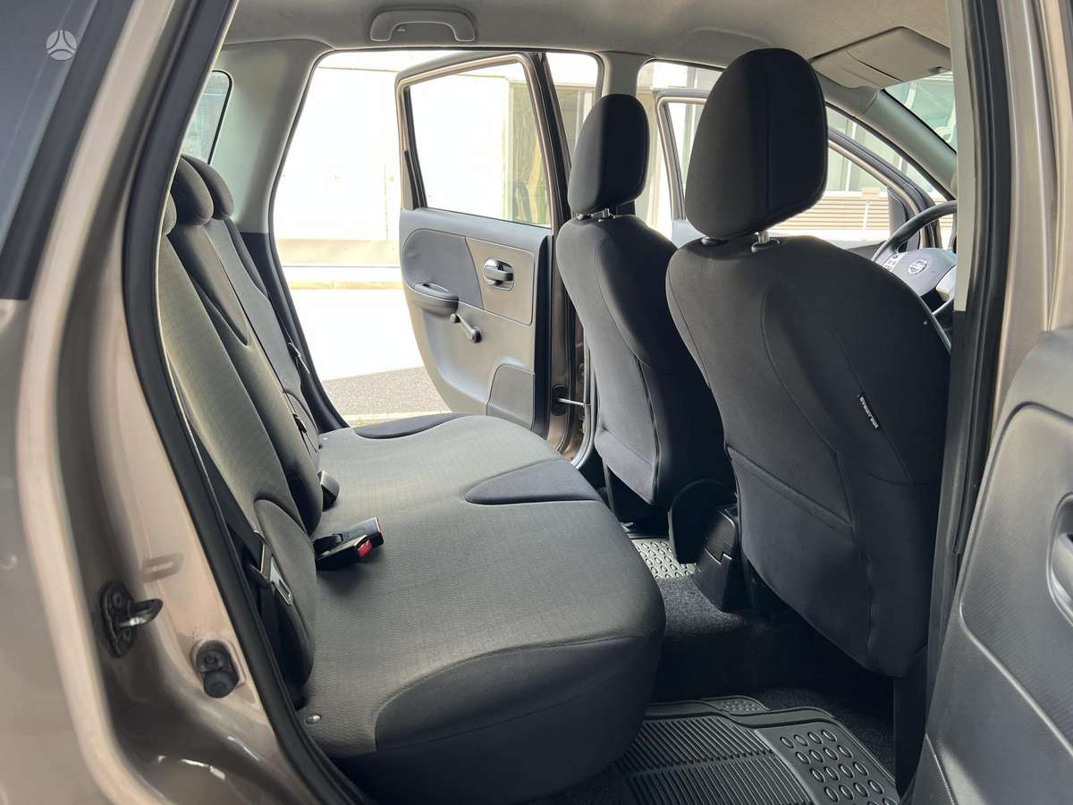 Nissan Note, 1.4 l., hatchback