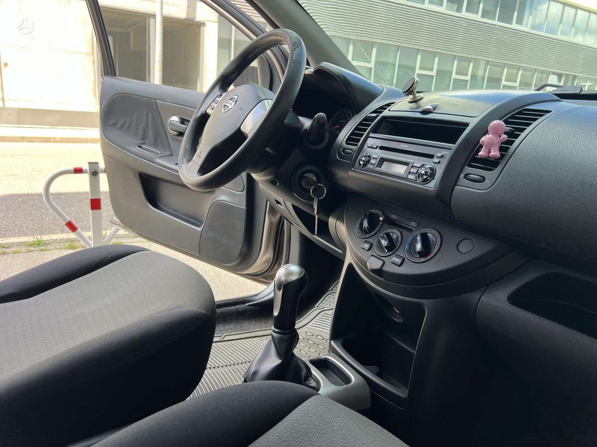 Nissan Note, 1.4 l., hatchback