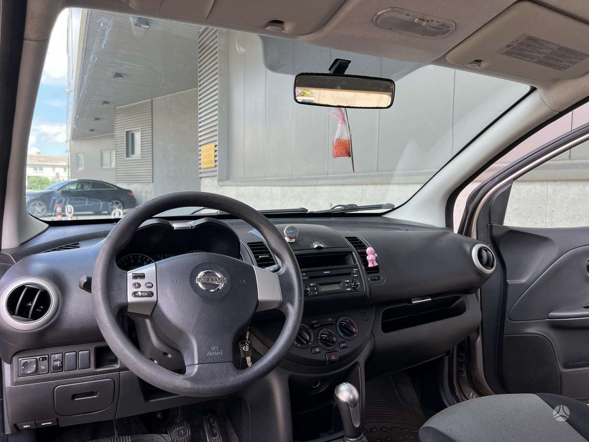Nissan Note, 1.4 l., hatchback