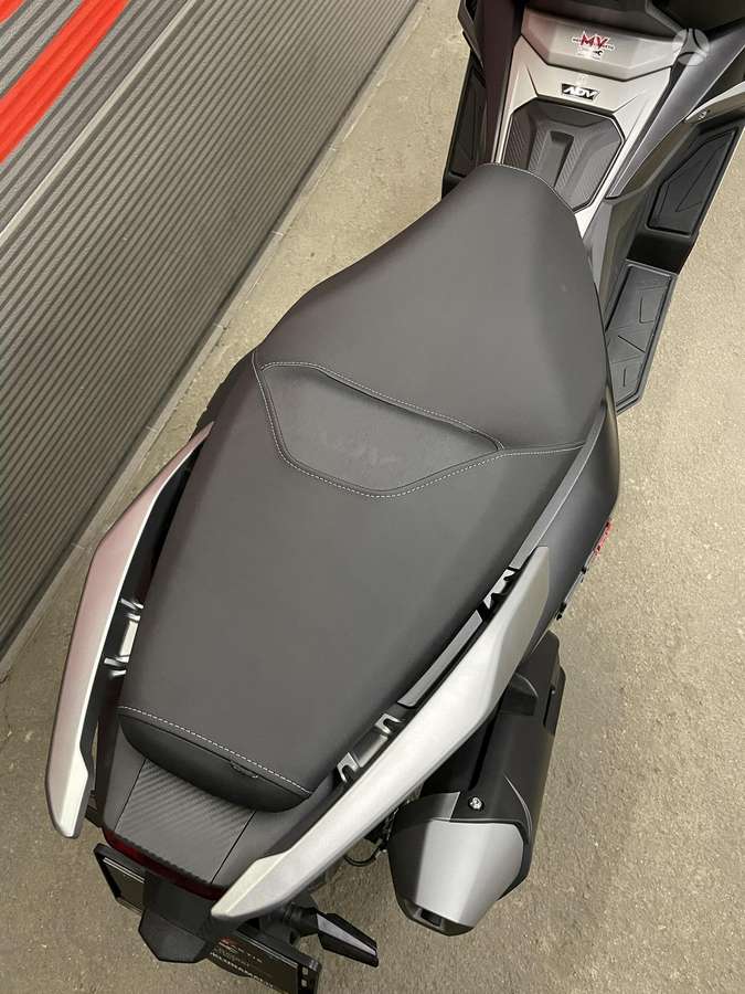 VOGE SR125 ADV 125cc, scooters / mopeds