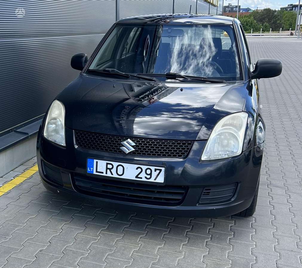 Suzuki Swift, 1.3 l., hatchback