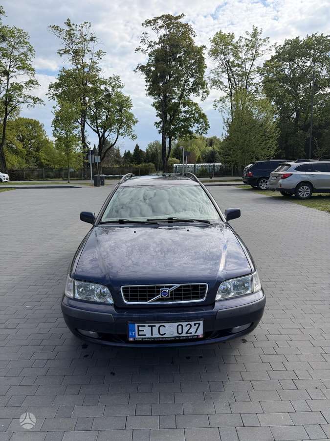 Volvo V40, 2.0 l., wagon