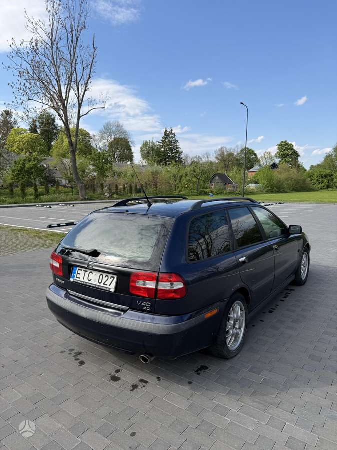 Volvo V40, 2.0 l., Универсал
