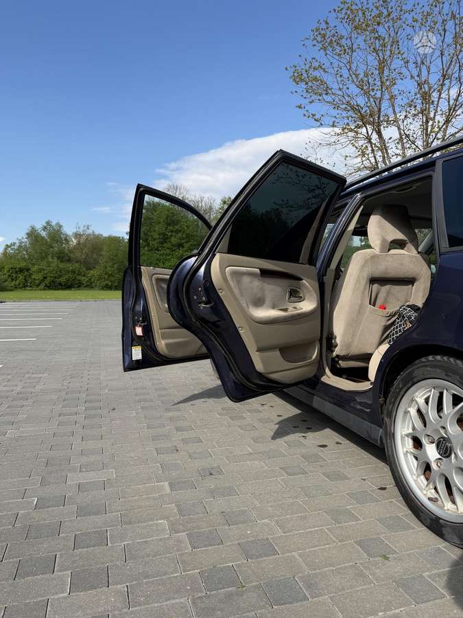 Volvo V40, 2.0 l., Универсал