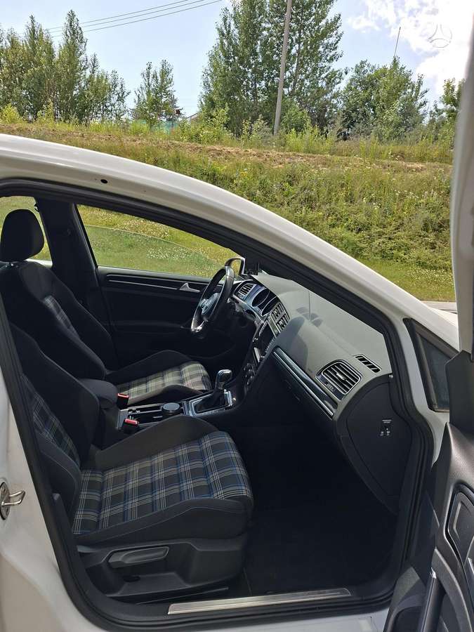 Volkswagen Golf, 1.4 l., hatchback
