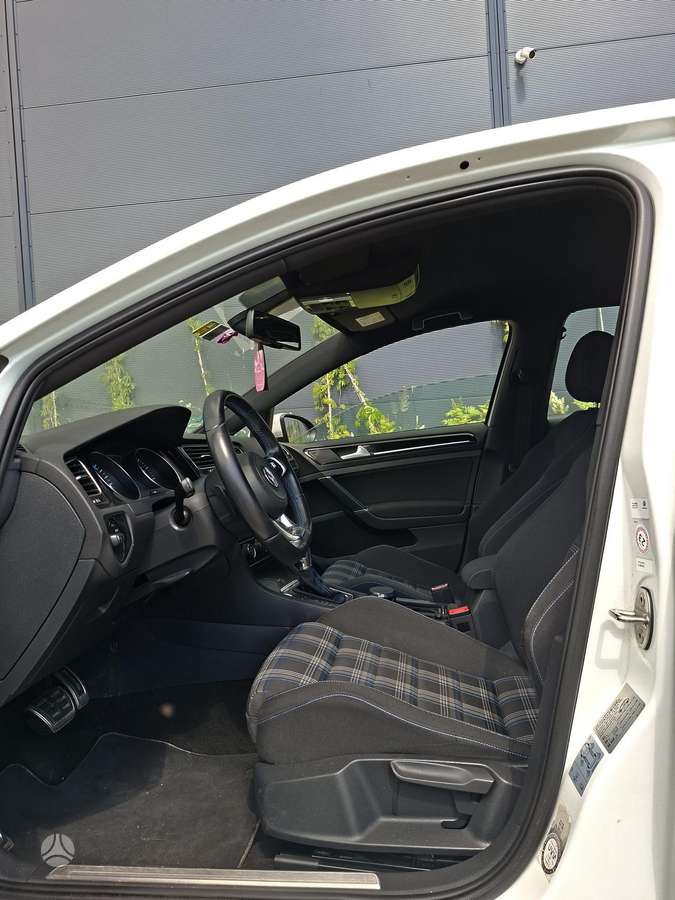 Volkswagen Golf, 1.4 l., hatchback