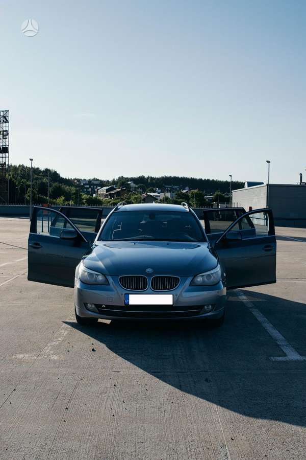 BMW 525, 3.0 l., Универсал