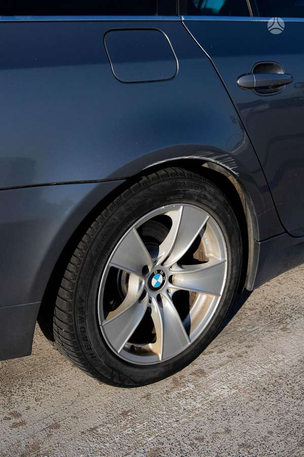 BMW 525, 3.0 l., Универсал