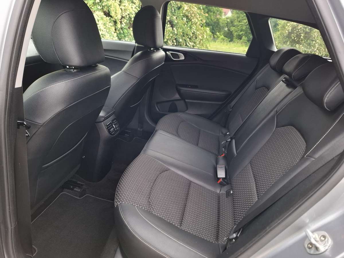 Kia Ceed, 1.6 l., Универсал