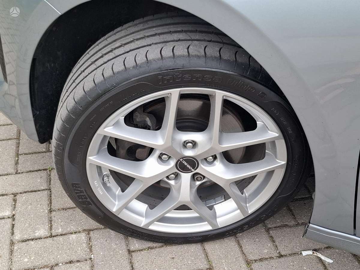 Kia Ceed, 1.6 l., Универсал