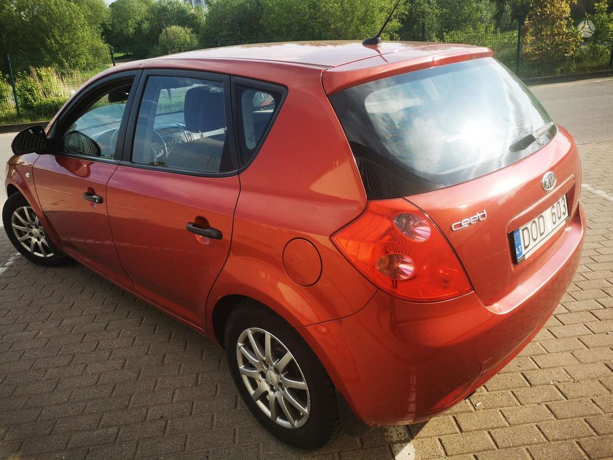 Kia Ceed, 1.6 l., Хэтчбек