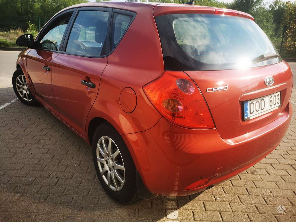 Kia Ceed, 1.6 l., Хэтчбек