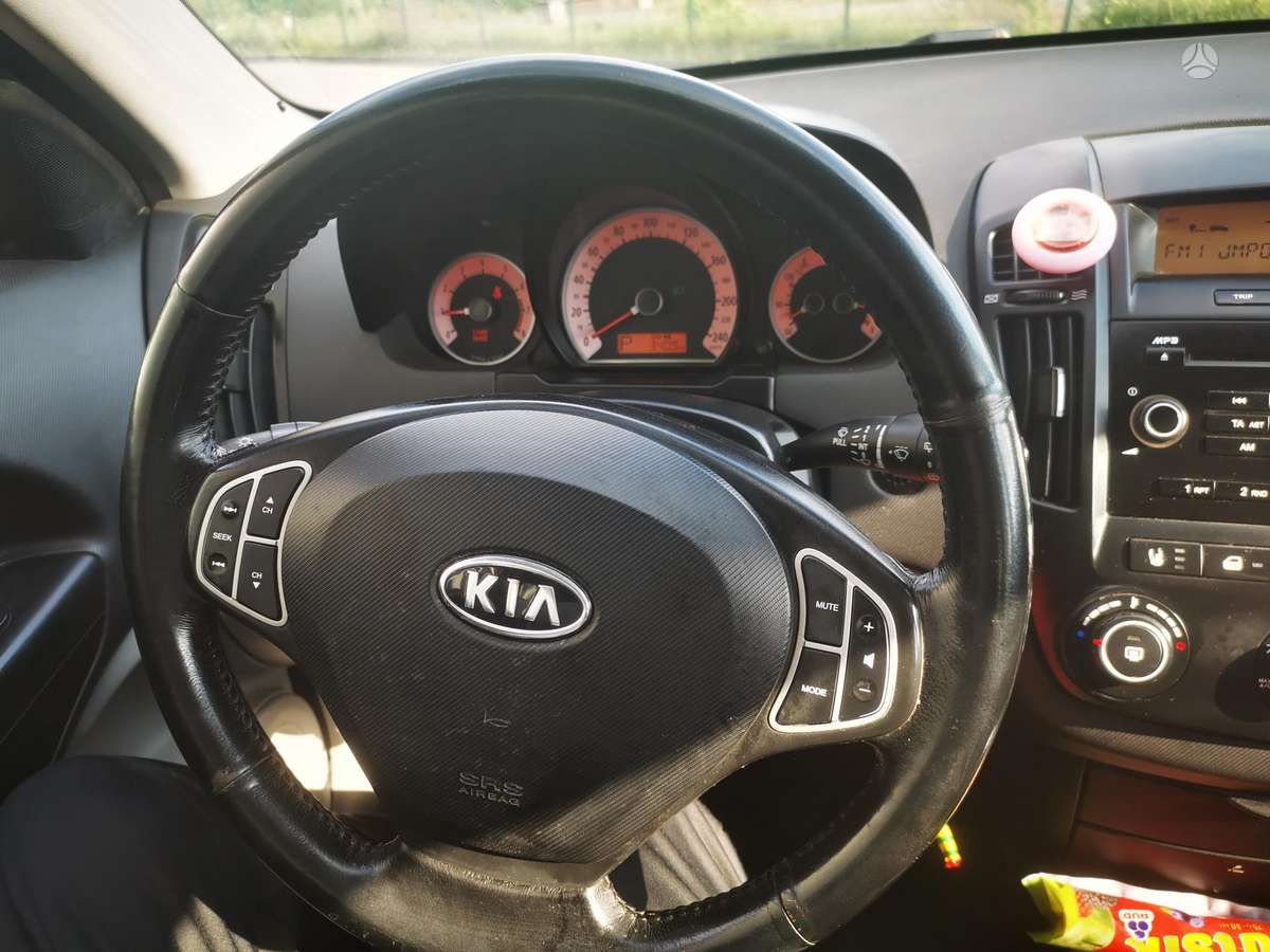 Kia Ceed, 1.6 l., Хэтчбек