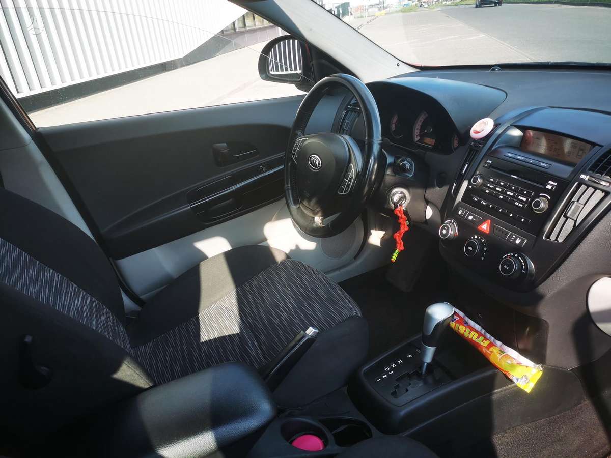 Kia Ceed, 1.6 l., Хэтчбек